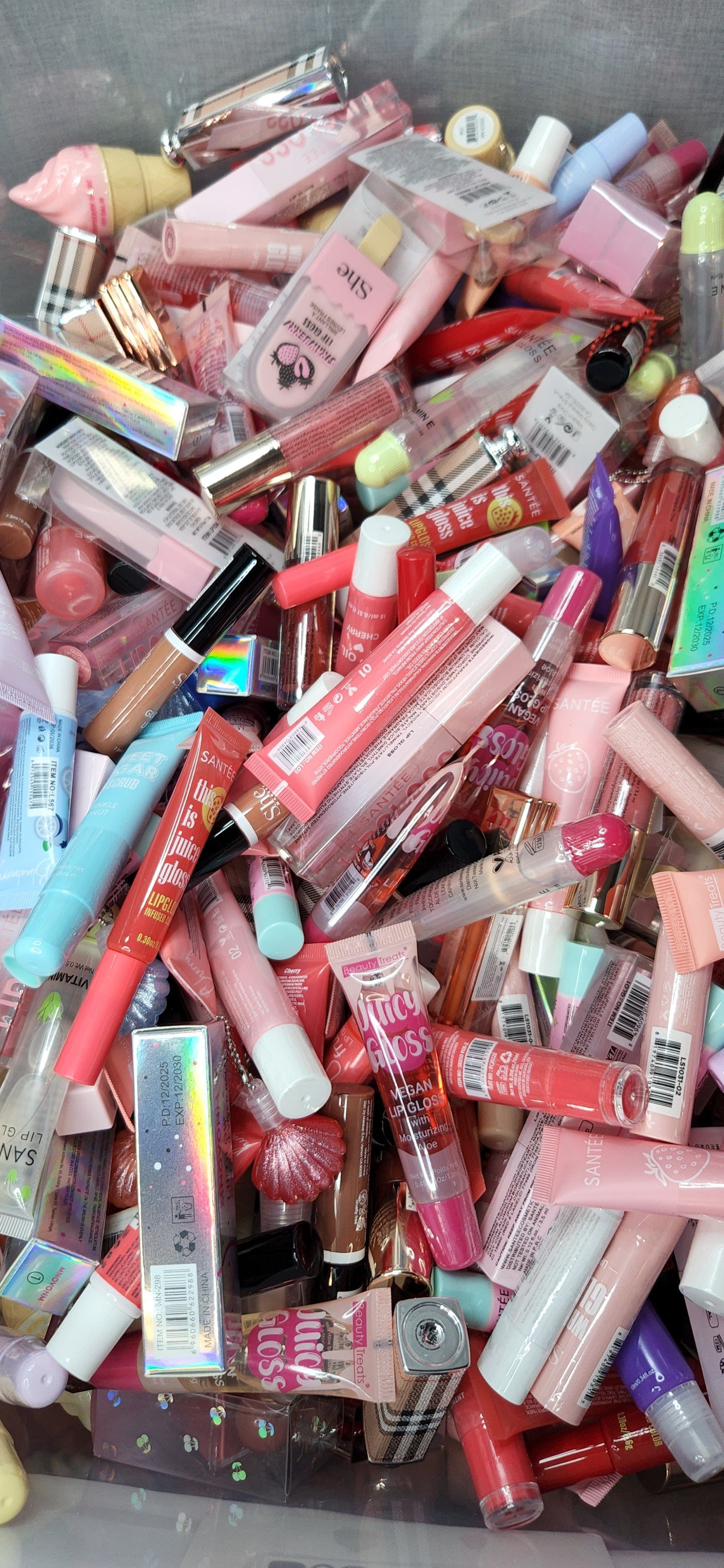 Lip Scoops