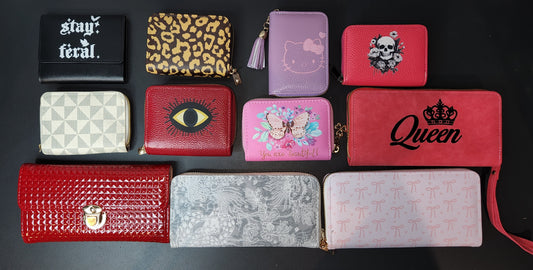 Wallet Capsule Scoop