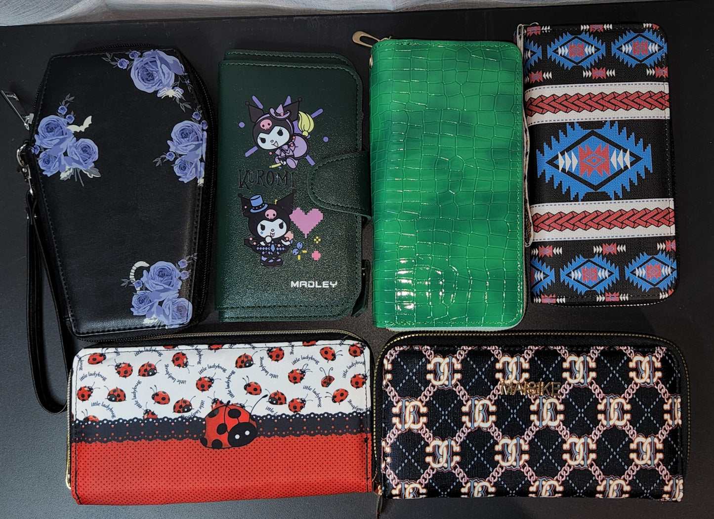 Wallet Capsule Scoop